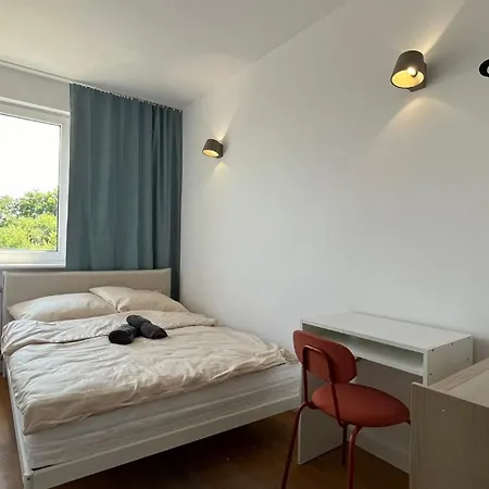 Homestay Mercury - 15 Min To Old Town Gdansk
